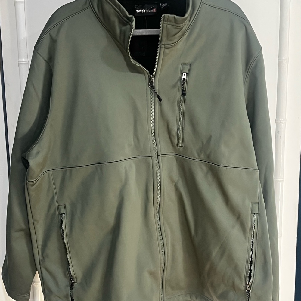 Swiss Tech Olive Green Softshell Jacket - image 1